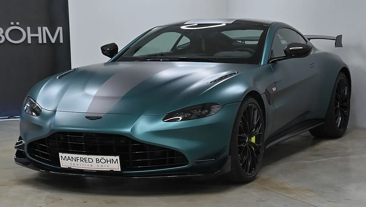 Aston Martin Vantage