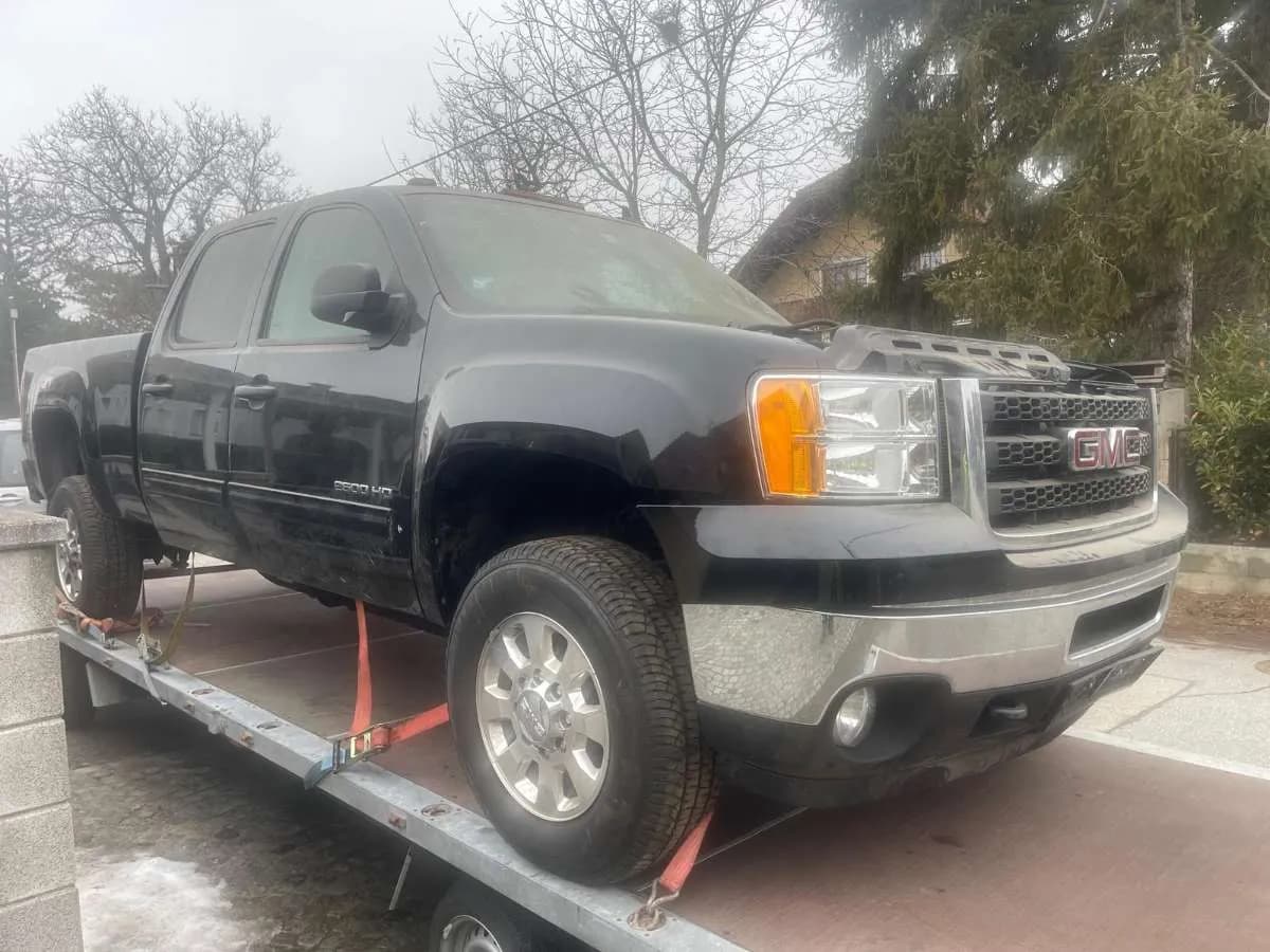 GMC Sierra
