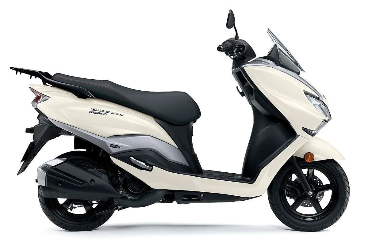 Suzuki Burgman – € 2.790, 0 km – Bild 1 von 2
