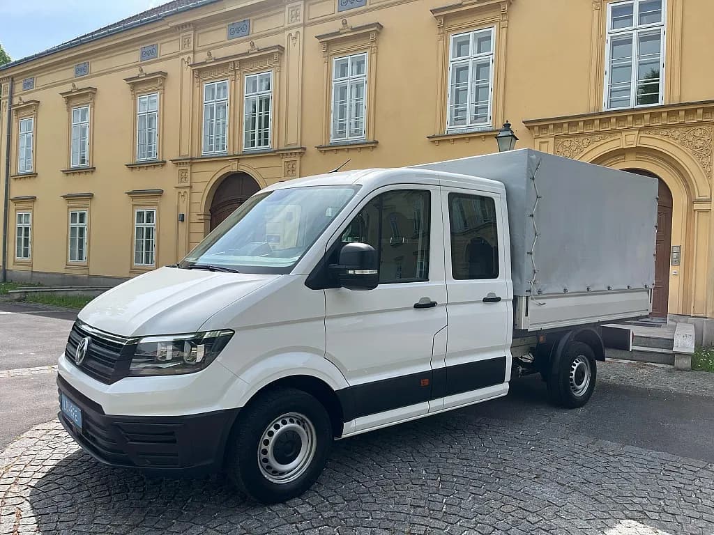 VW Crafter 2018 – € 22.800, 174 000 km – Bild 1 von 16
