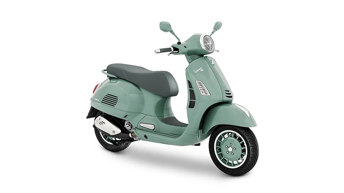 Vespa GTS – € 7.990, 0 km – Bild 1 von 10