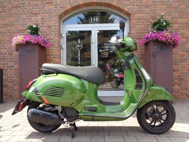 Vespa GTS – € 7.099, 0 km – Bild 1 von 5