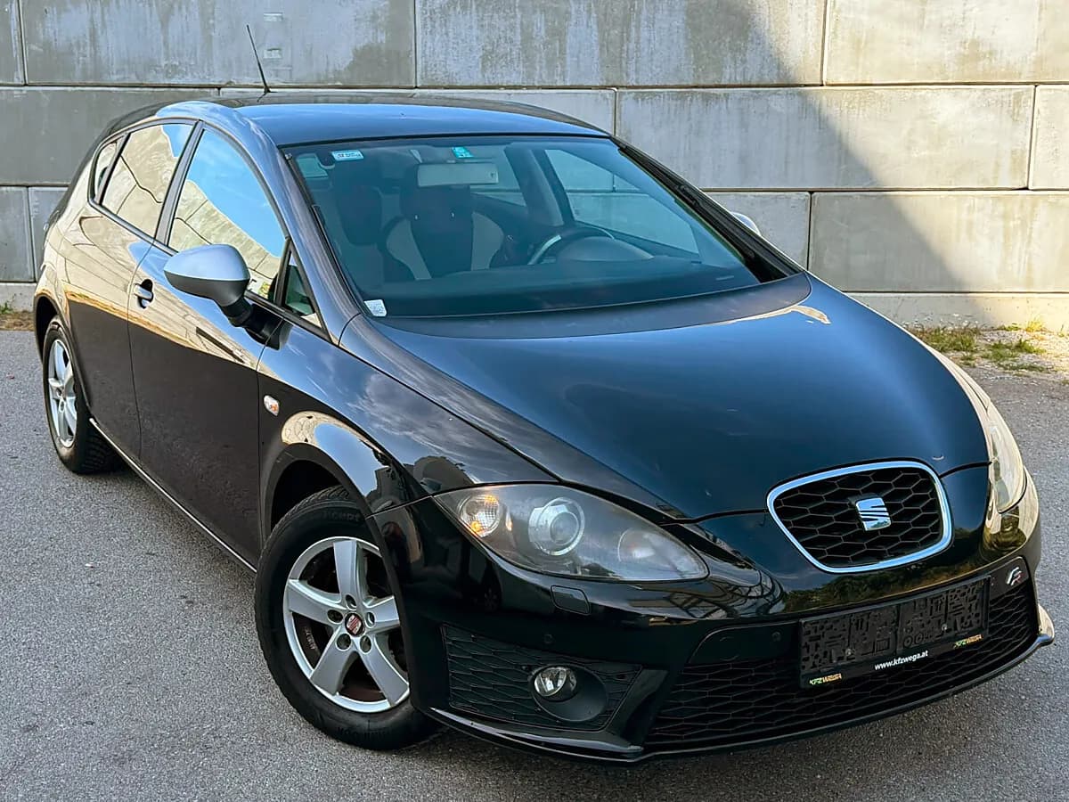Seat Leon 2012 – € 3.999, 129 000 km – Bild 1 von 18