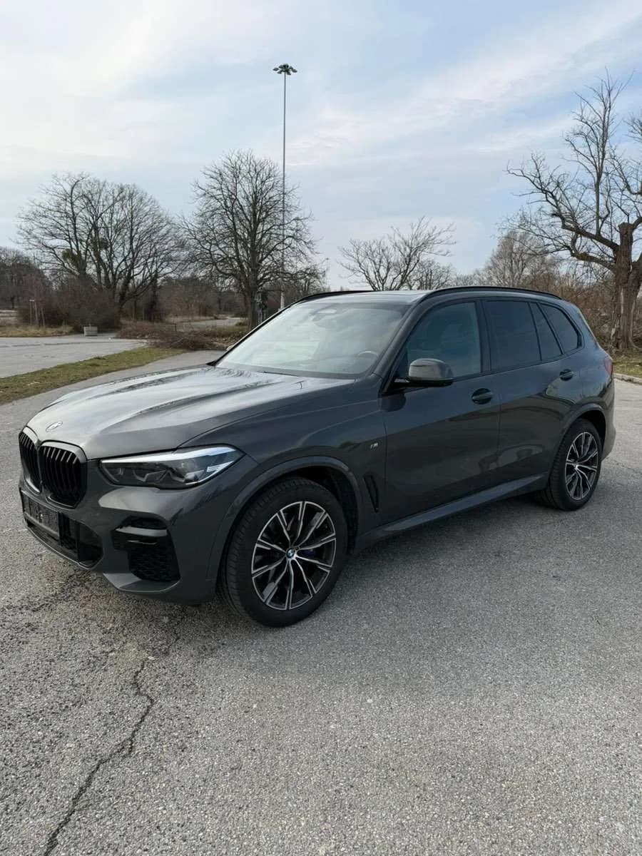 BMW X5 2022 – € 60.990, 85 000 km – Bild 1 von 28