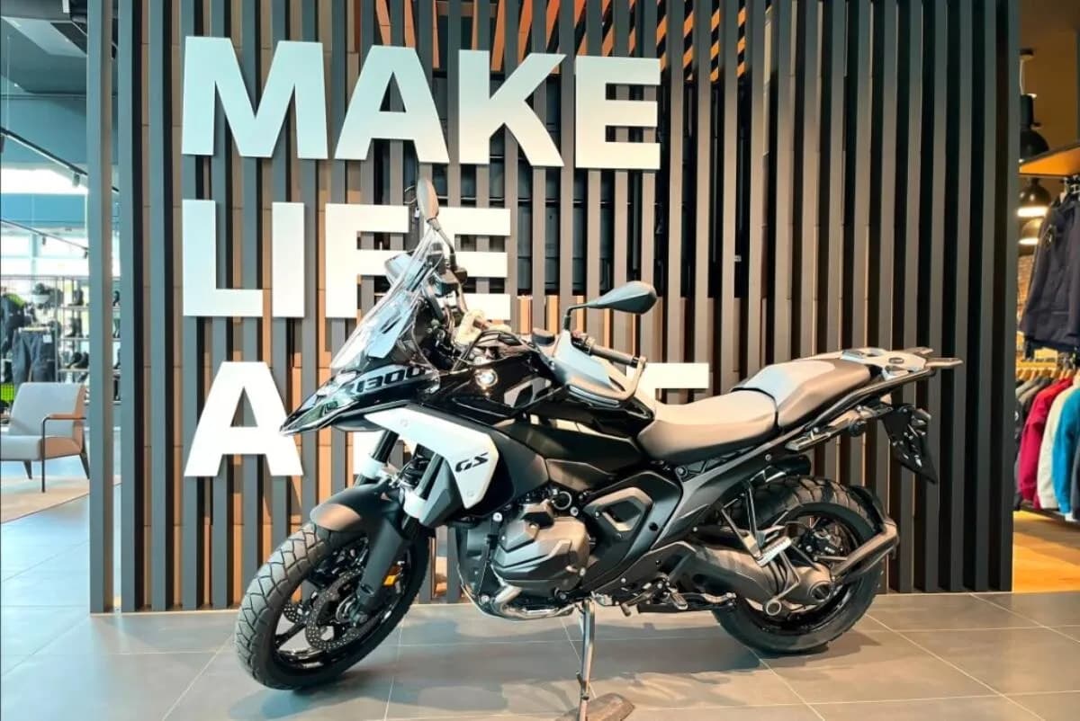BMW R 1300 GS – € 22.430, 1 km – Bild 1 von 7