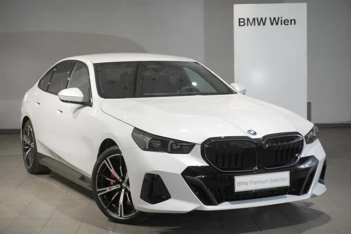 BMW 5er-Reihe 2026 – € 72.175, 9 900 km – Bild 1 von 24