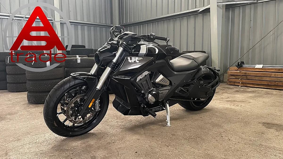 Benda LFC 2025 – € 10.800, 1 187 km – Bild 1 von 17