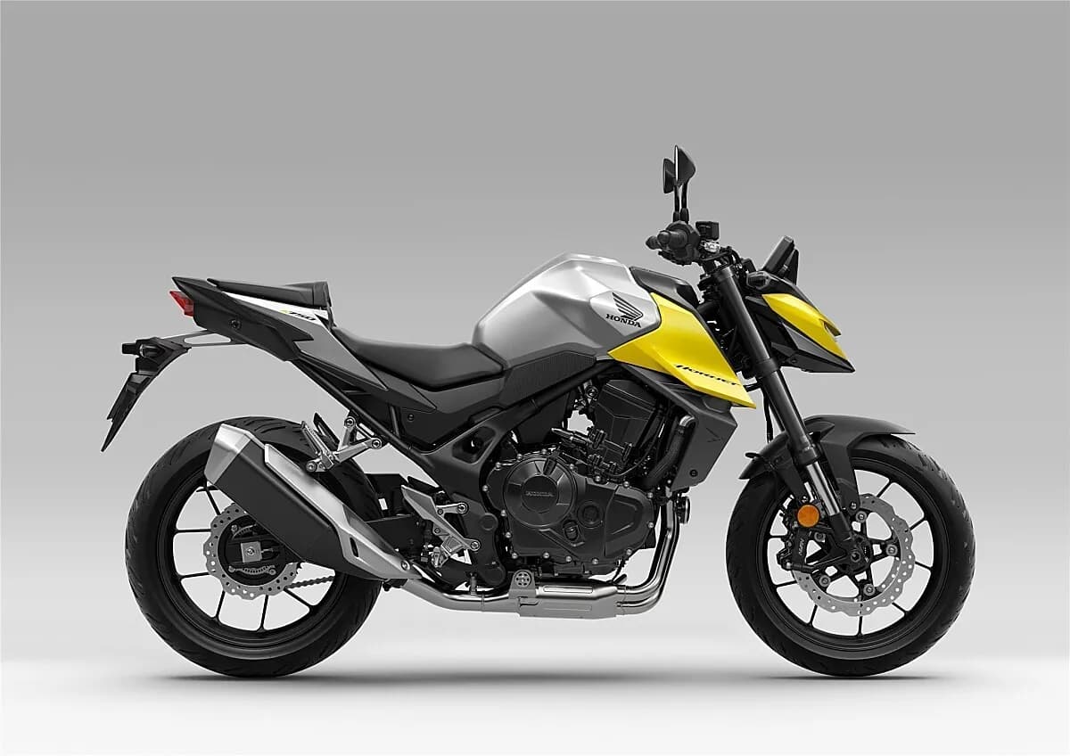 Honda CB – € 9.290, 0 km – Bild 1 von 6