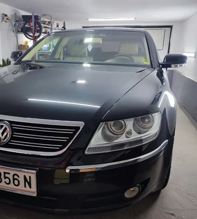 VW Phaeton