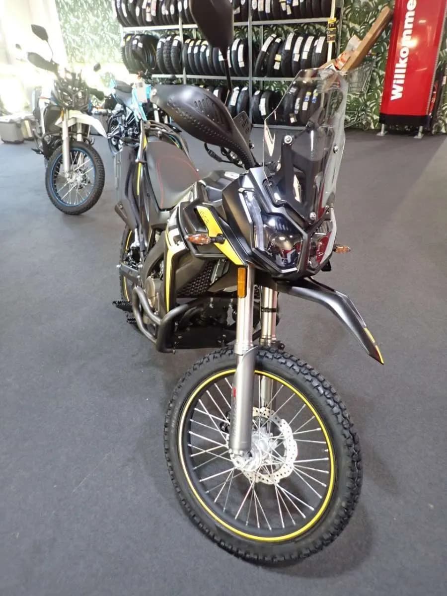 Voge Rally – € 4.299, 0 km – Bild 1 von 5