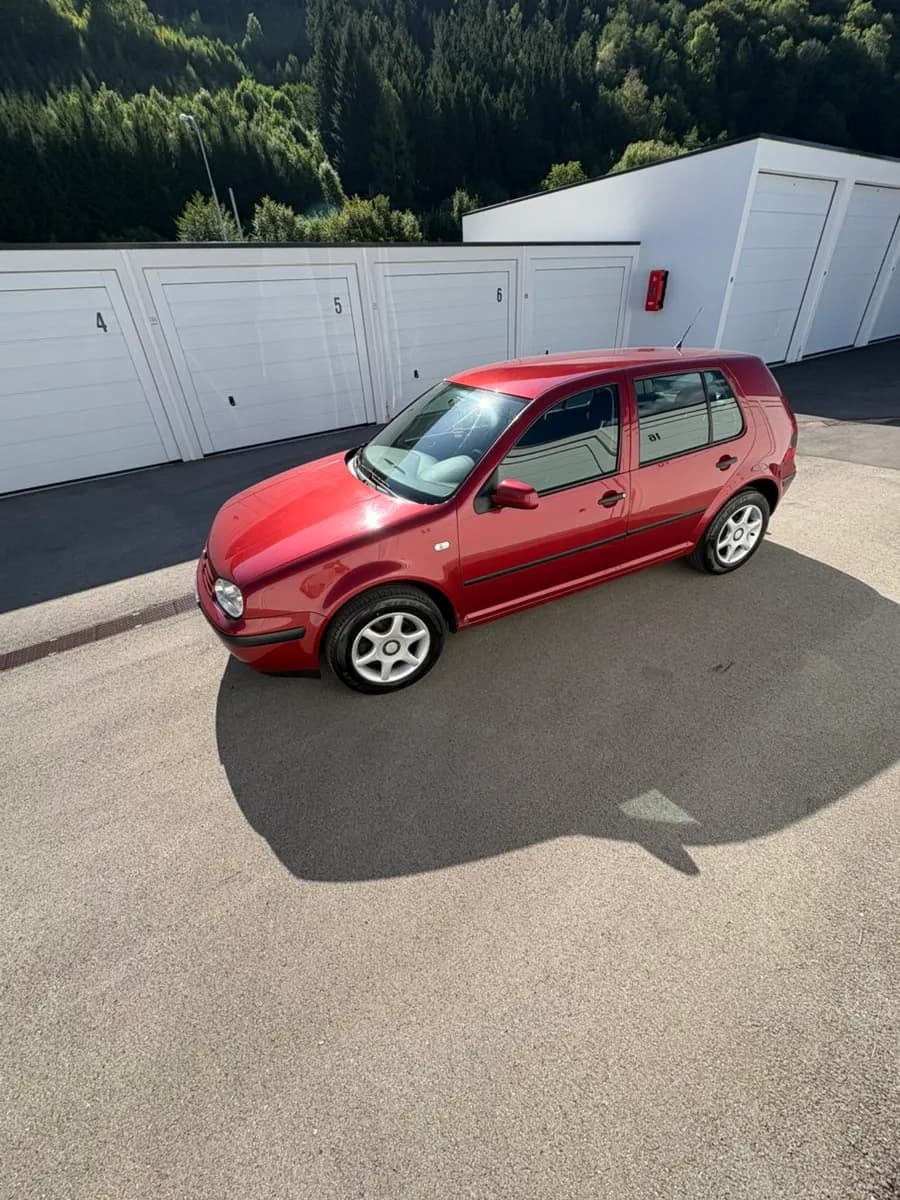 VW Golf