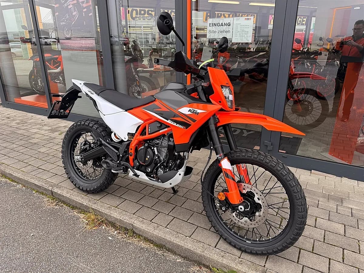 KTM 125 – € 4.499, 0 km – Bild 1 von 9