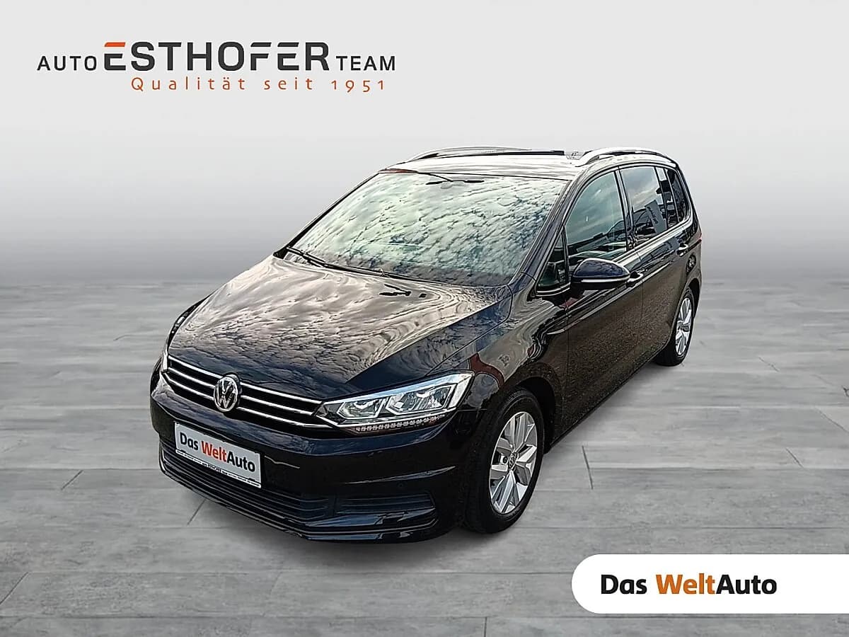 VW Touran 2018 – € 17.990, 134 000 km – Bild 1 von 19