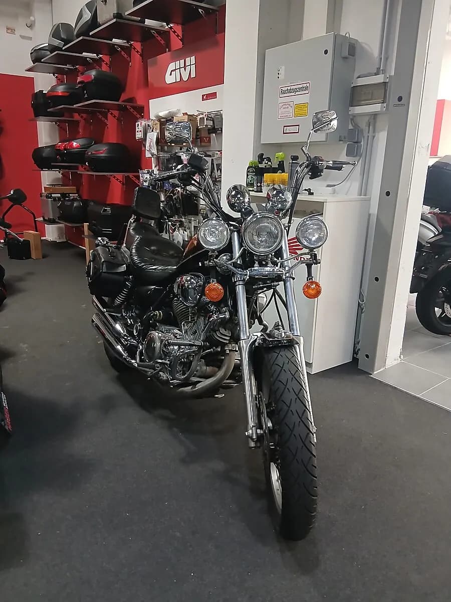 Yamaha XV