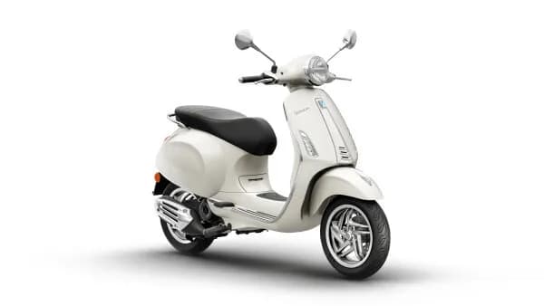 Vespa Primavera – € 4.199, 0 km – Bild 1 von 7