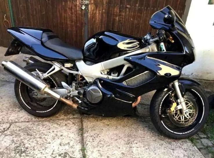 Honda VTR