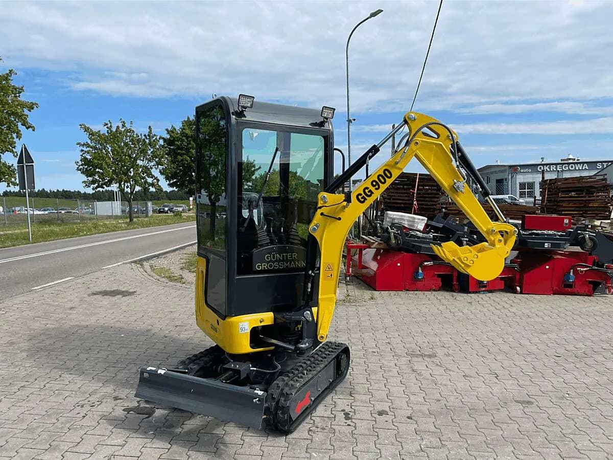 Sonstige Sonstige – € 10.980, 1 km – Bild 1 von 8