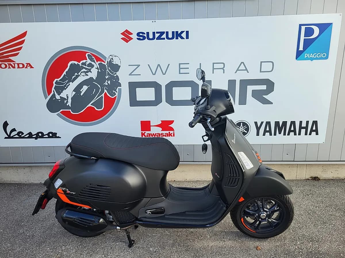 Vespa GTS – € 7.190, 0 km – Bild 1 von 4