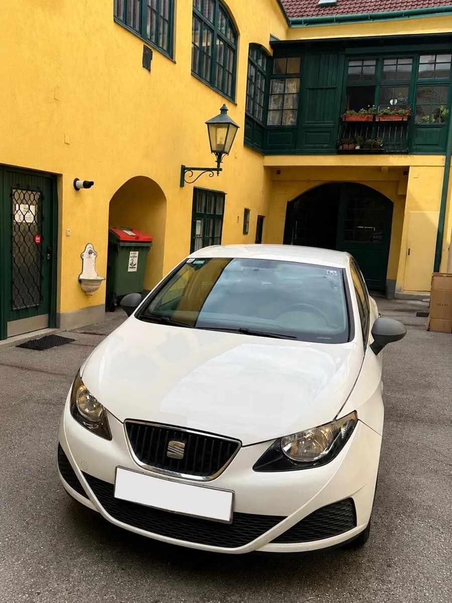 Seat Ibiza 2009 – € 2.990, 165 000 km – Bild 1 von 18