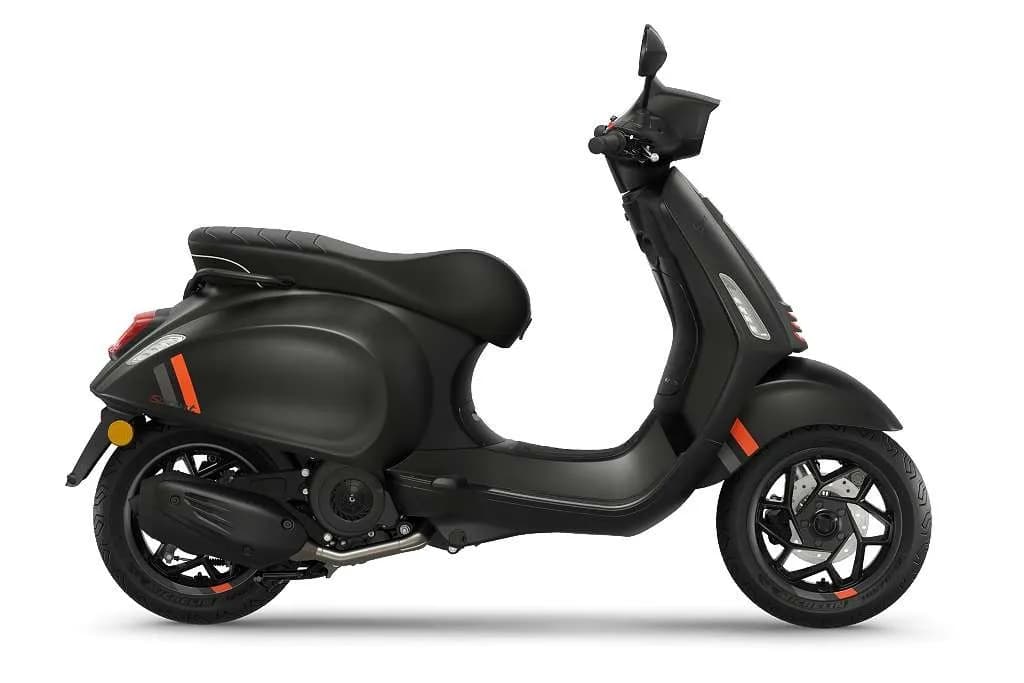 Vespa Sprint – € 4.999, 0 km – Bild 1 von 1
