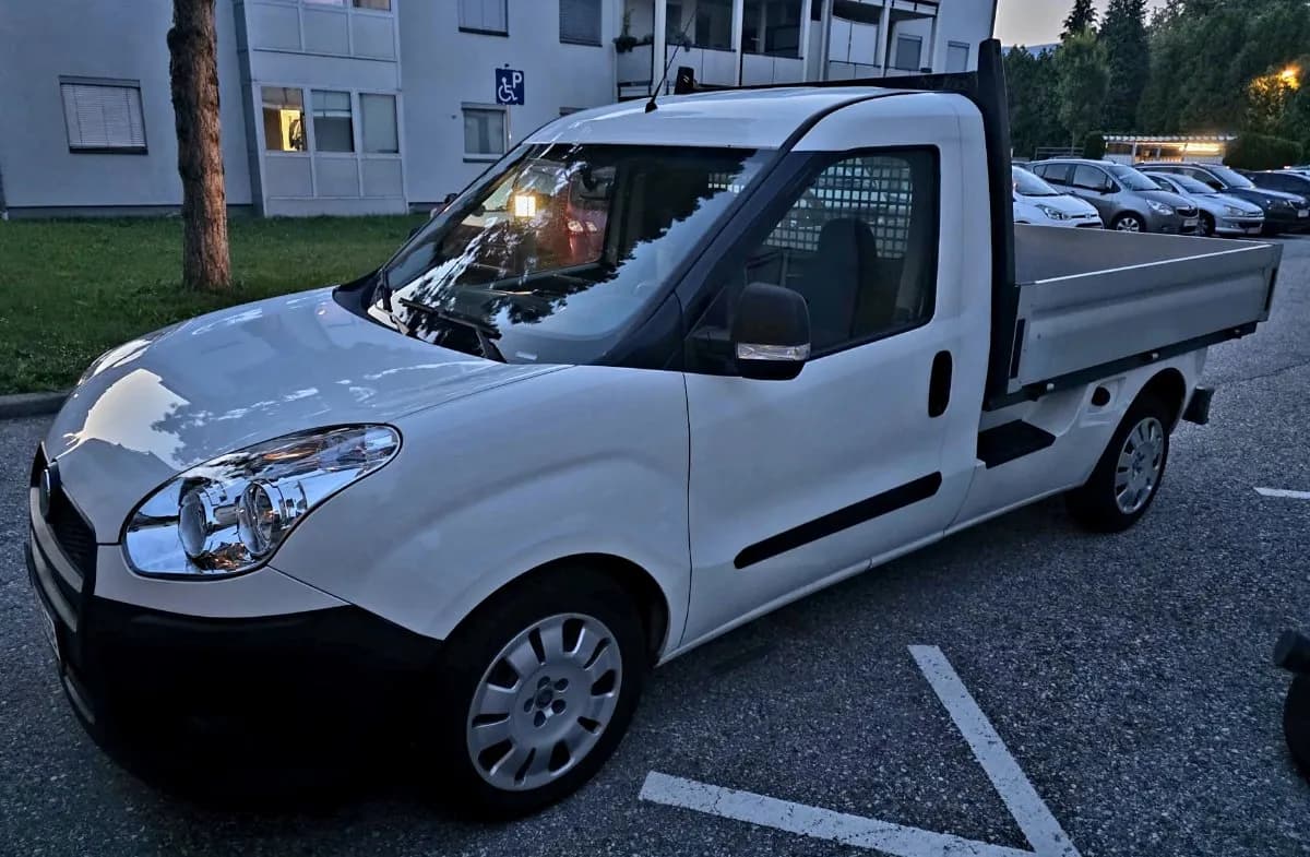 Fiat Doblò 2015 – € 13.500, 167 000 km – Bild 1 von 10