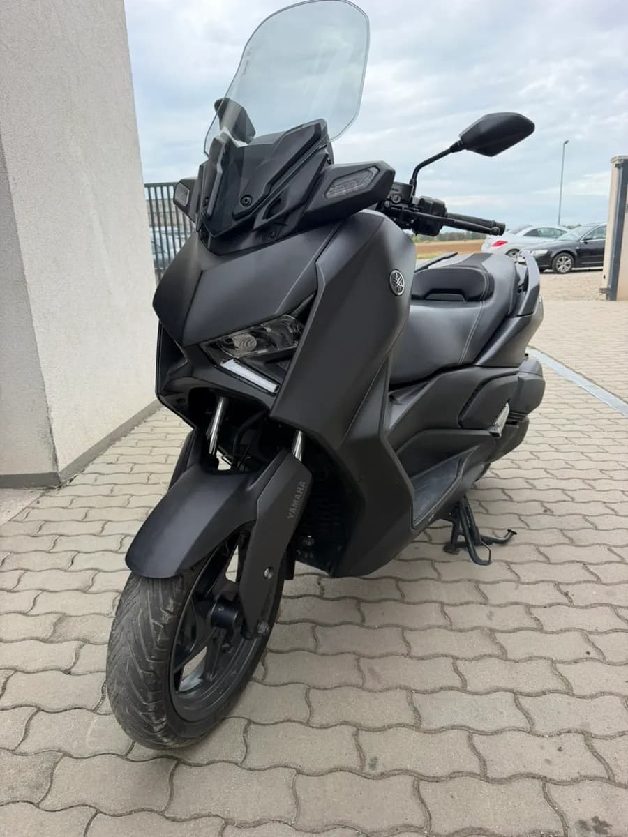 Yamaha X-Max