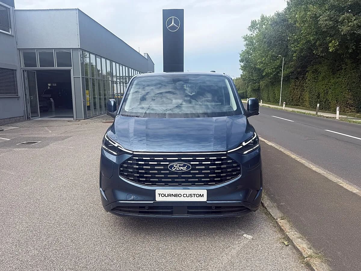 Ford Tourneo – € 57.290, 0 km – Bild 1 von 13