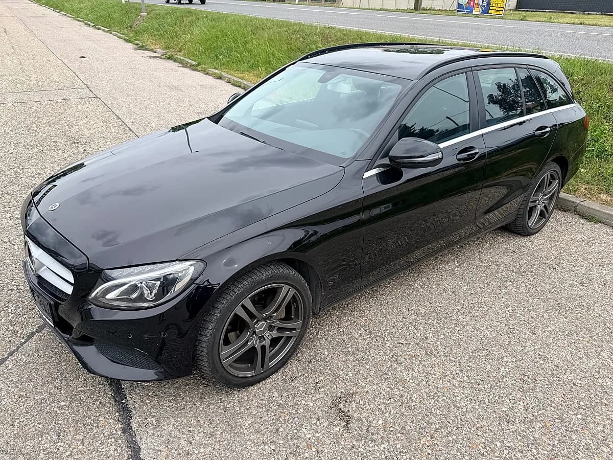Mercedes-Benz C-Klasse 2017 – € 10.499, 160 000 km – Bild 1 von 12