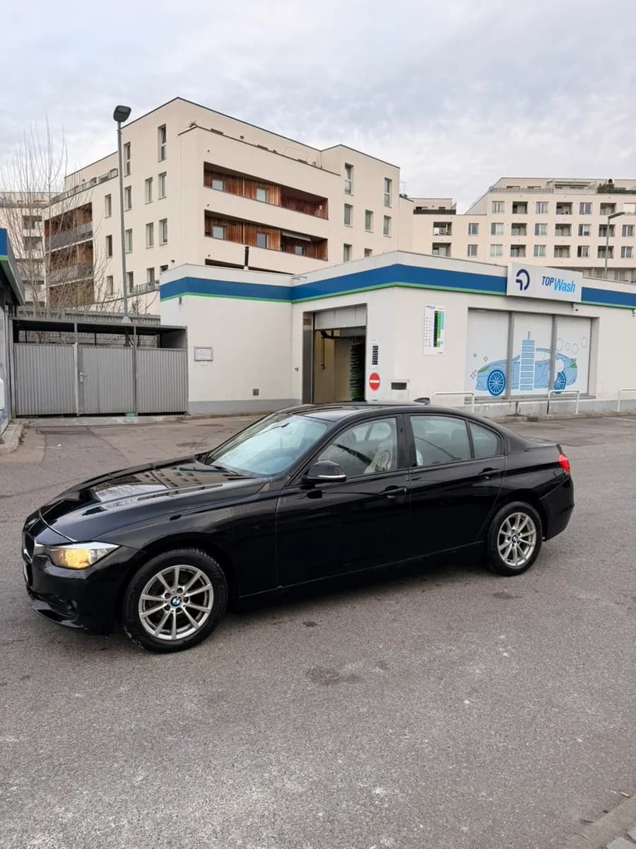 Citroën C4 2013 – € 8.899, 190 000 km – Bild 1 von 4