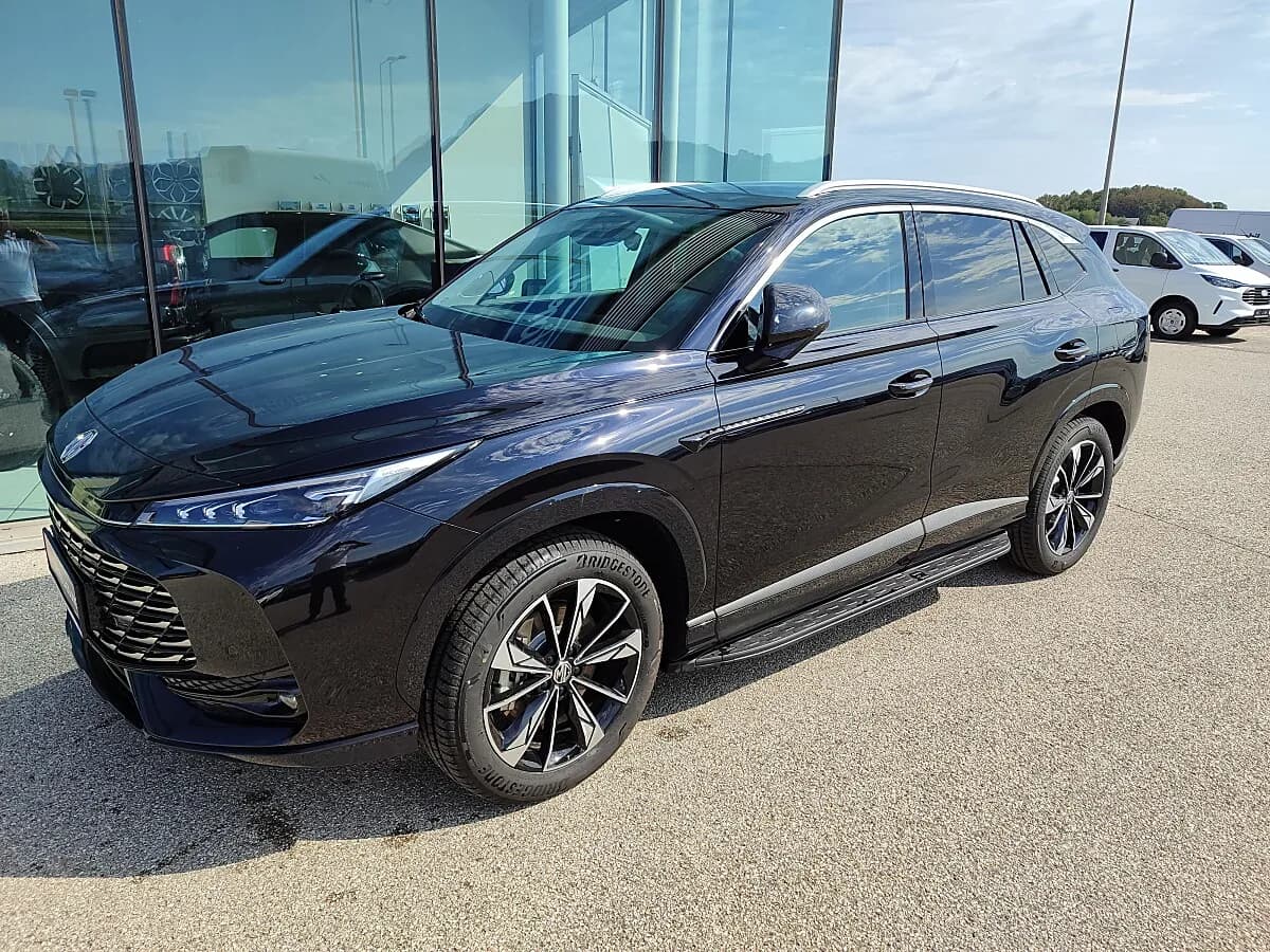 MG HS 2026 – € 38.630, 100 km – Bild 1 von 18