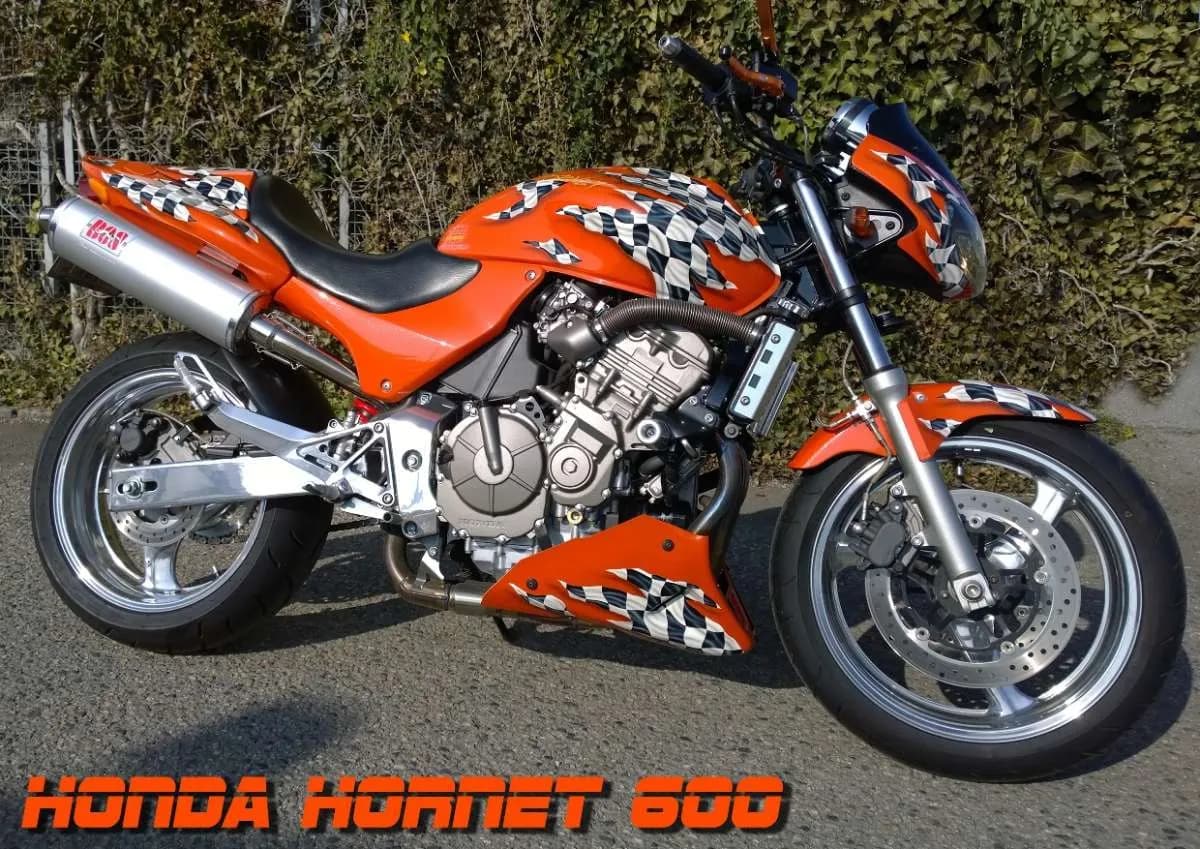 Honda Hornet 1999 – € 4.800, 5 100 km – Bild 1 von 11