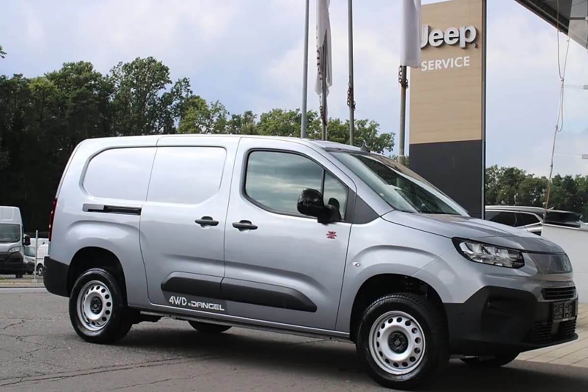 Fiat Doblò 2026 – € 41.990, 50 km – Bild 1 von 56