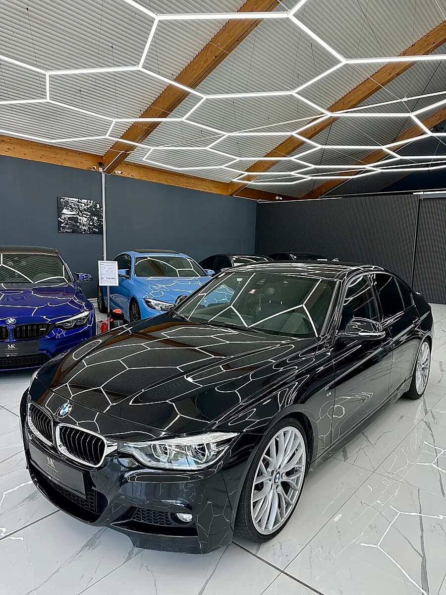BMW 3er-Reihe 2016 – € 26.999, 150 000 km – Bild 1 von 29