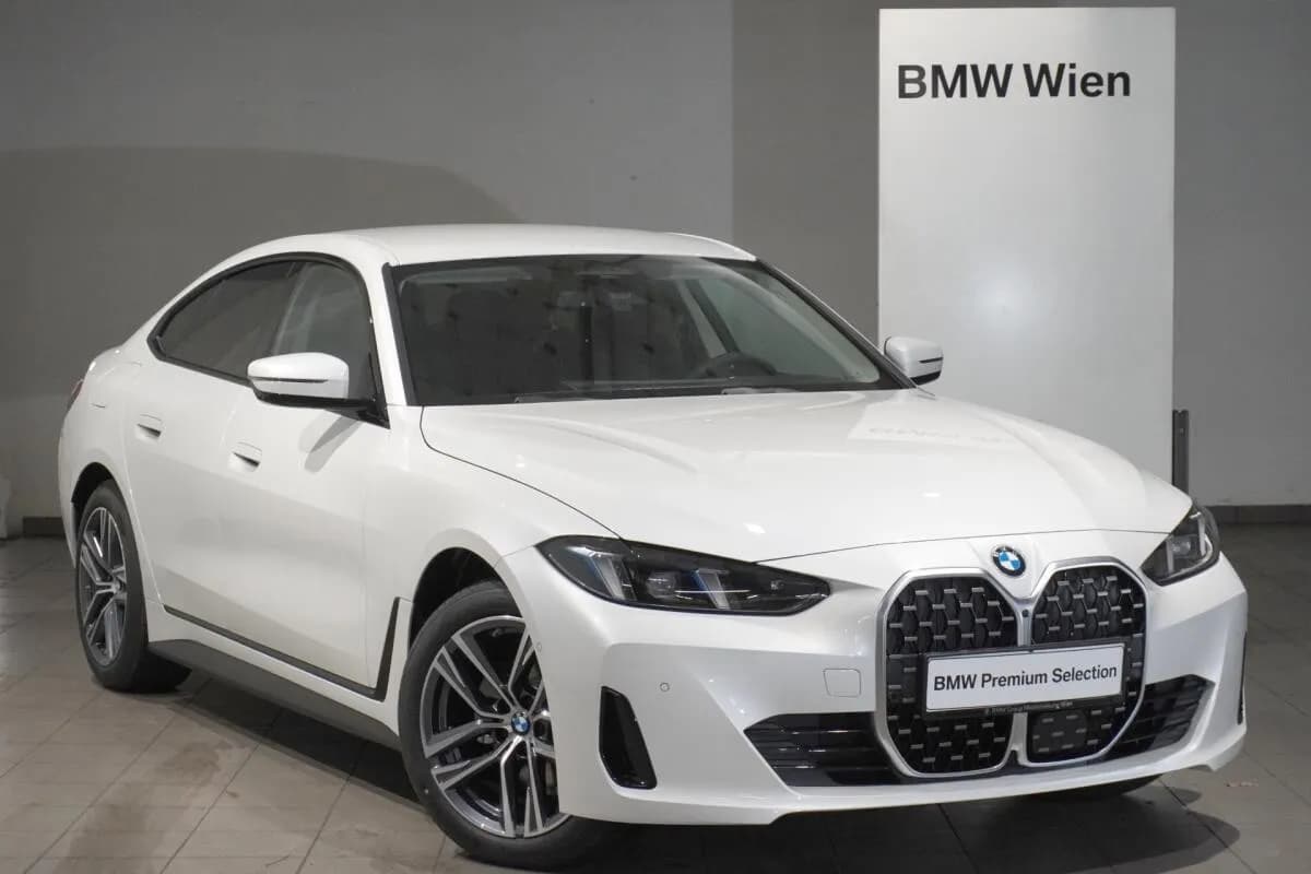 BMW 4er-Reihe 2025 – € 58.495, 9 900 km – Bild 1 von 23