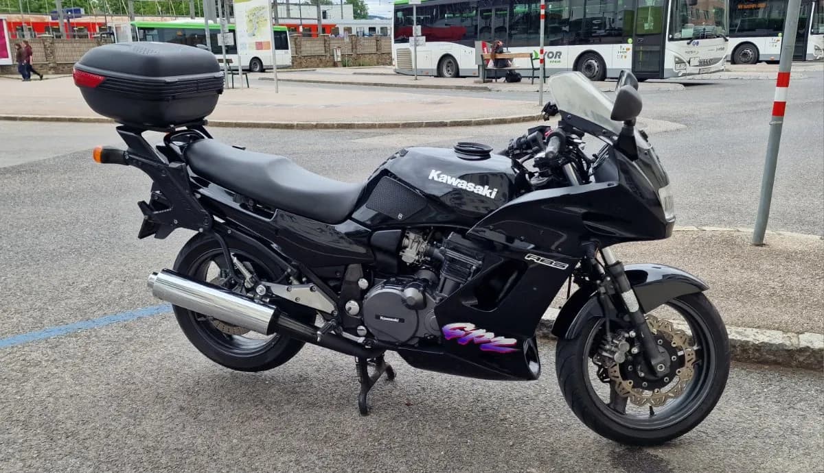 Kawasaki GPZ