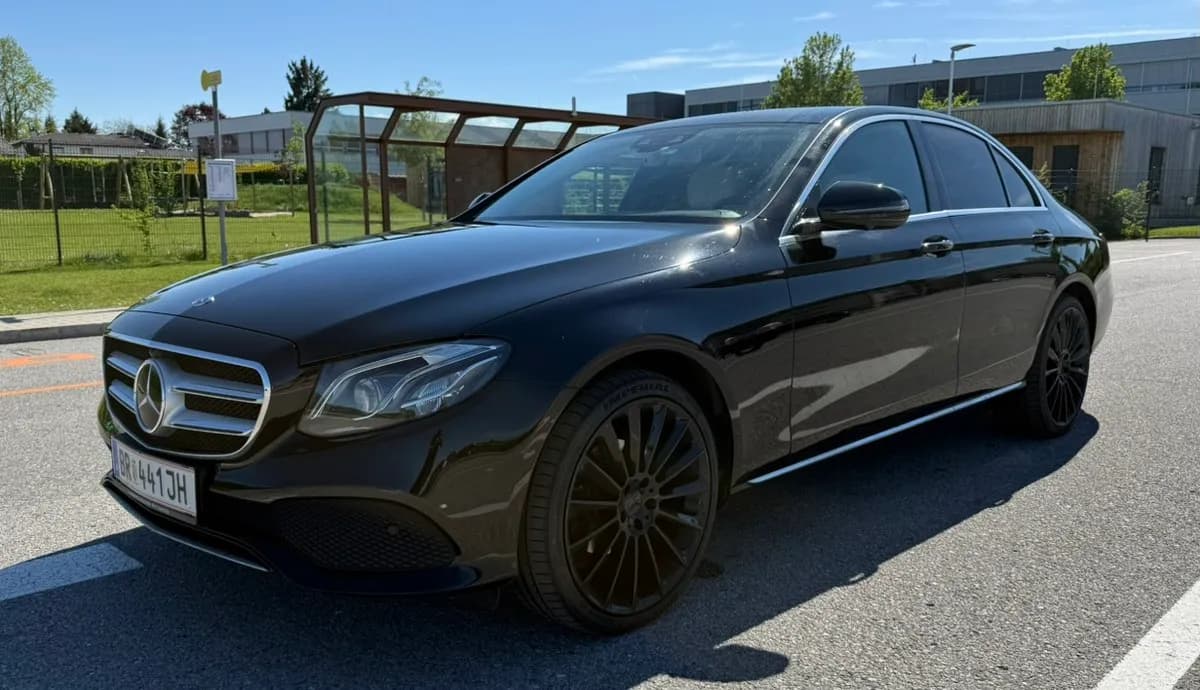 Mercedes-Benz E-Klasse 2018 – € 29.900, 140 000 km – Bild 1 von 17