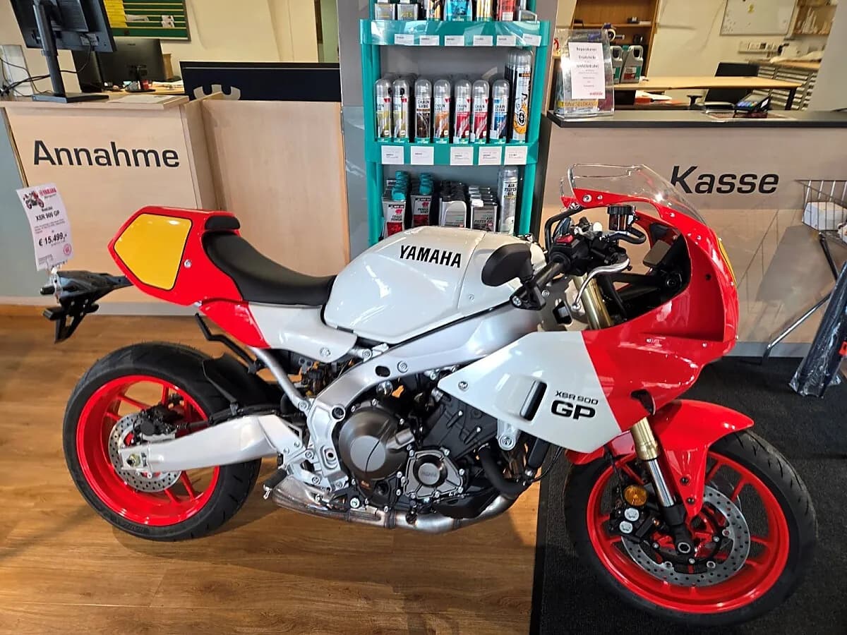 Yamaha XSR
