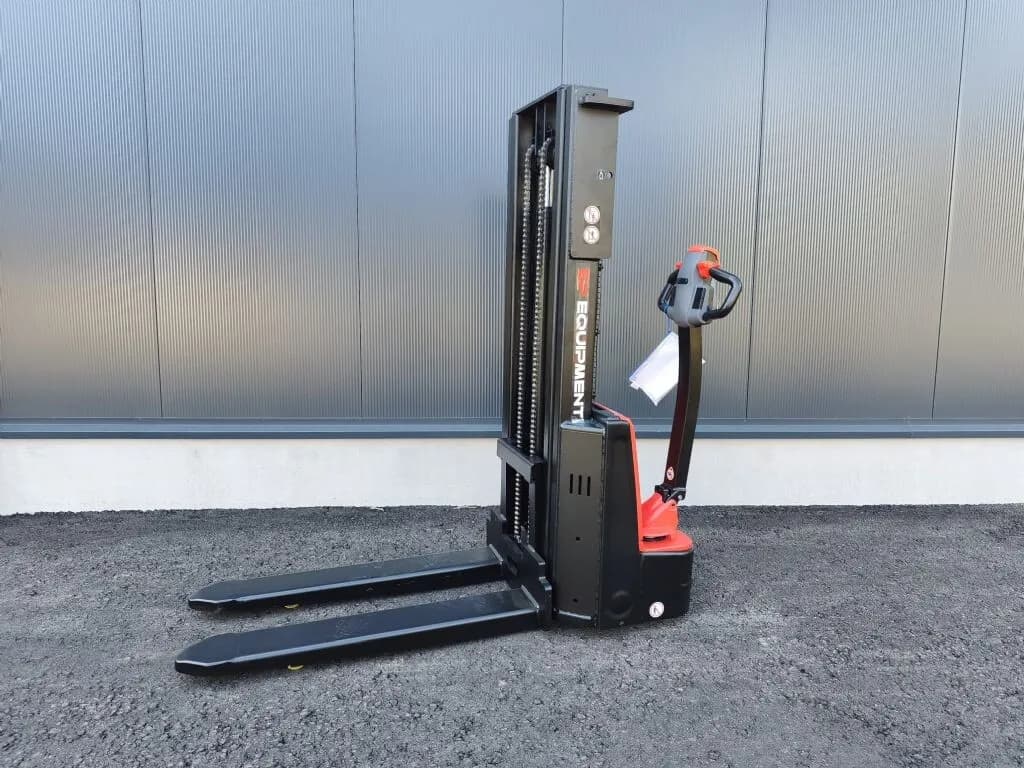EP Sonstige 2025 – € 3.359, 0 km – Bild 1 von 4