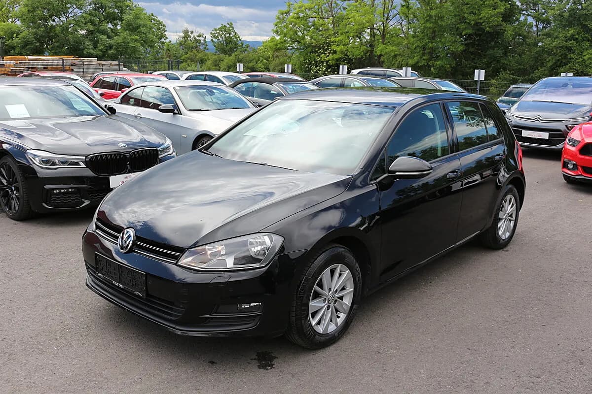 VW Golf