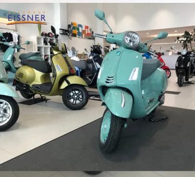 Vespa GTS – € 8.699, 0 km – Bild 1 von 12