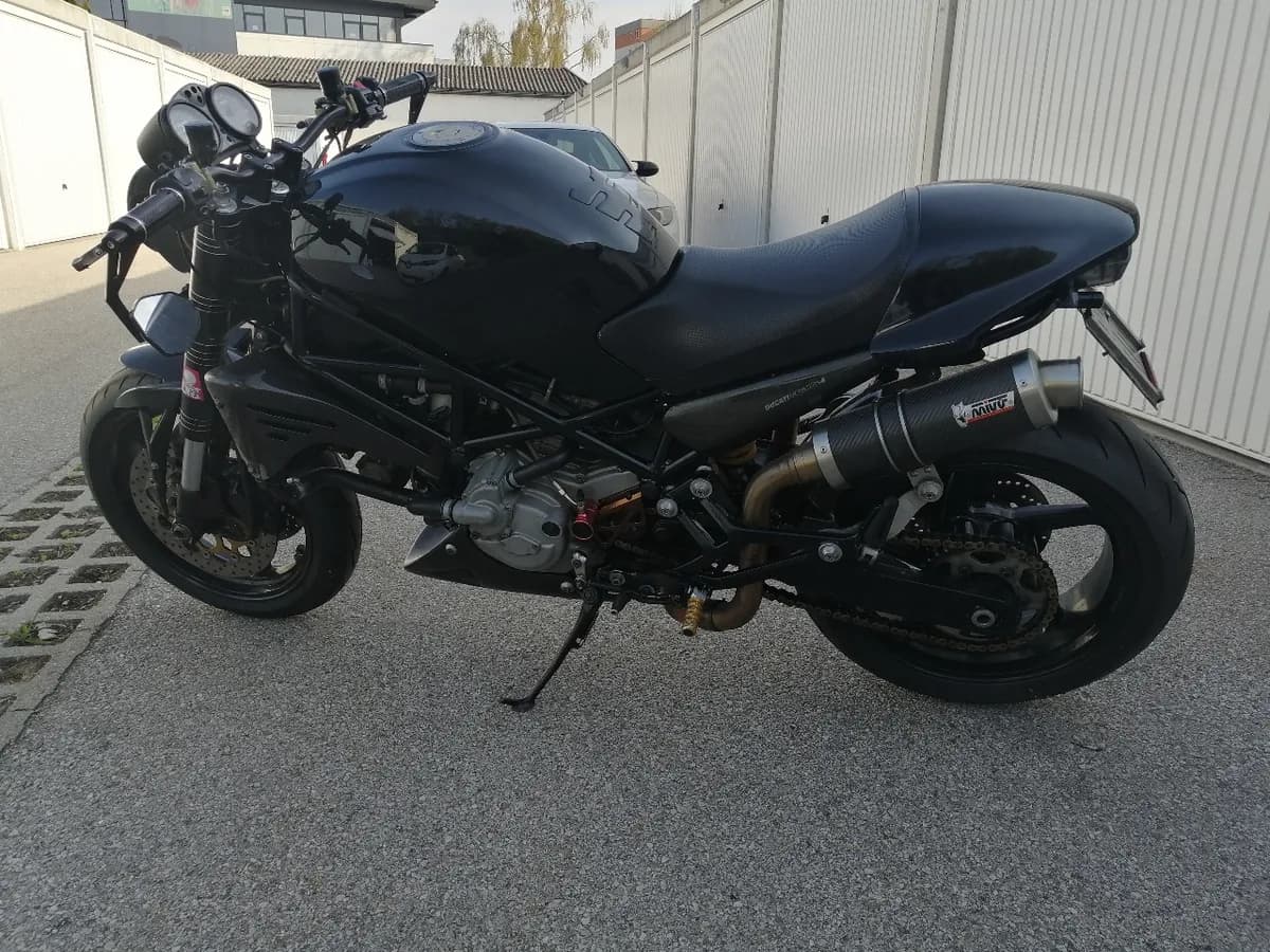 Ducati Monster 2001 – € 3.400, 46 000 km – Bild 1 von 17