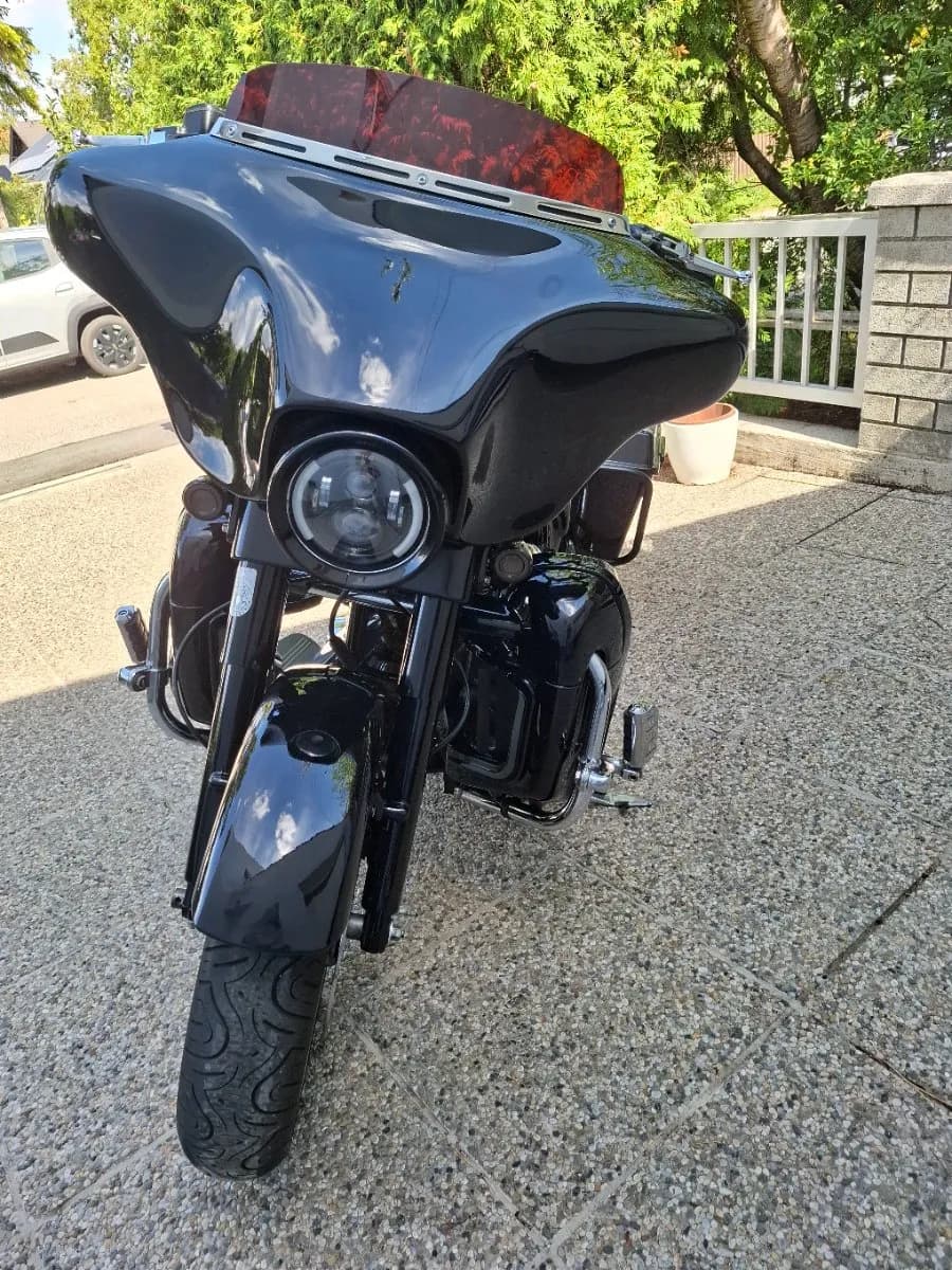 Harley-Davidson Street Glide 2011 – € 12.500, 41 000 km – Bild 1 von 7