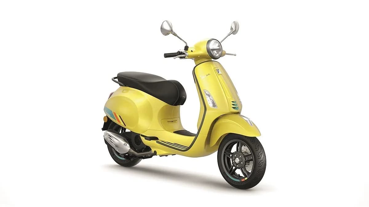 Vespa Primavera – € 4.890, 0 km – Bild 1 von 3