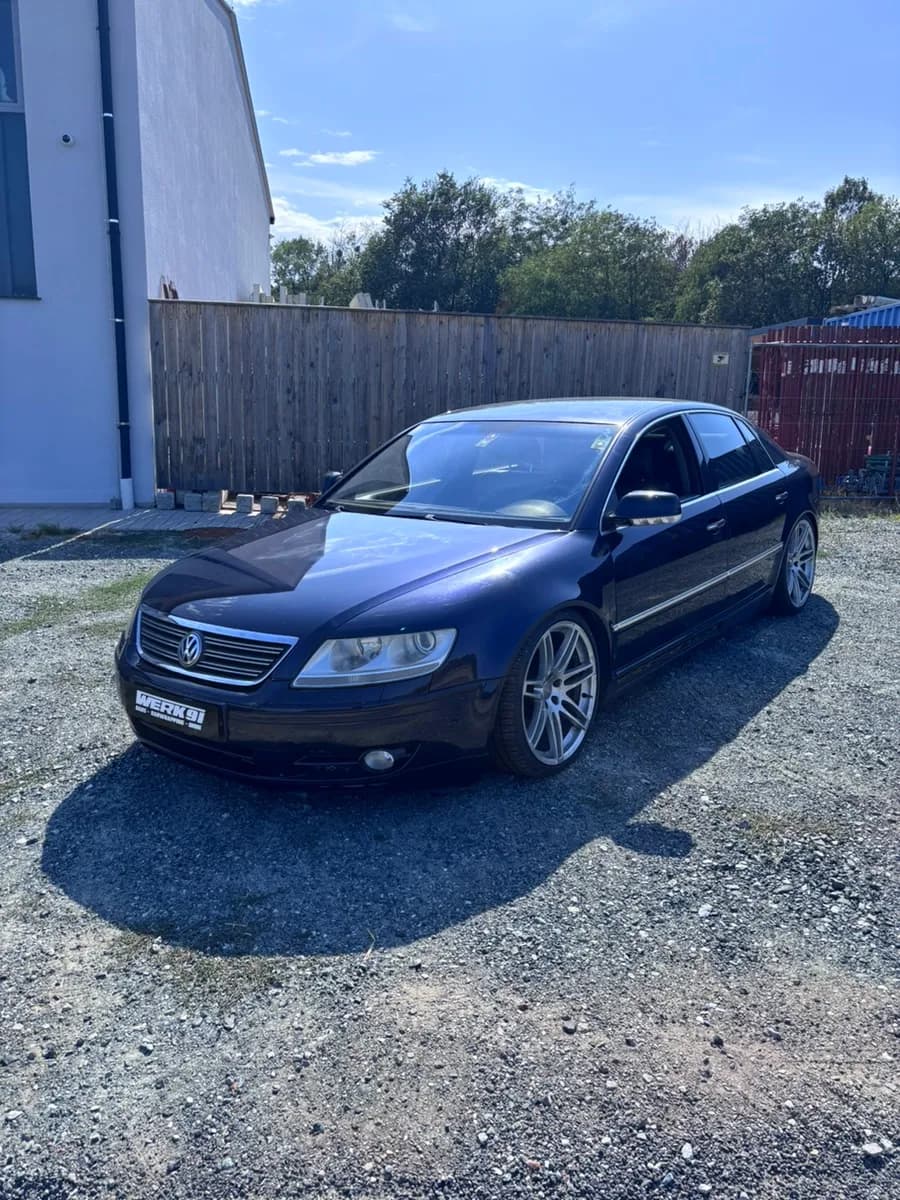 VW Phaeton