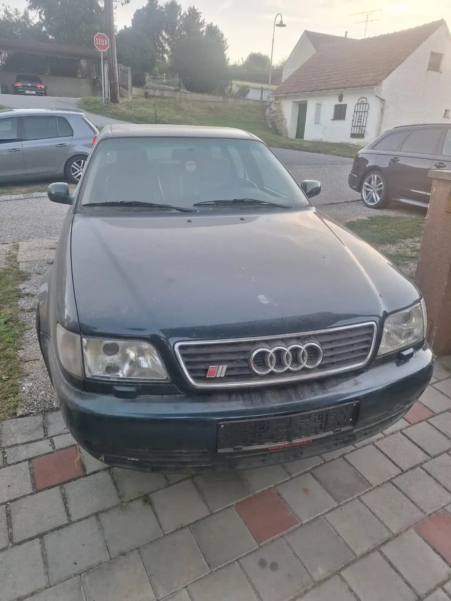 Audi A6 1995 – € 11.000, 388 000 km – Bild 1 von 7