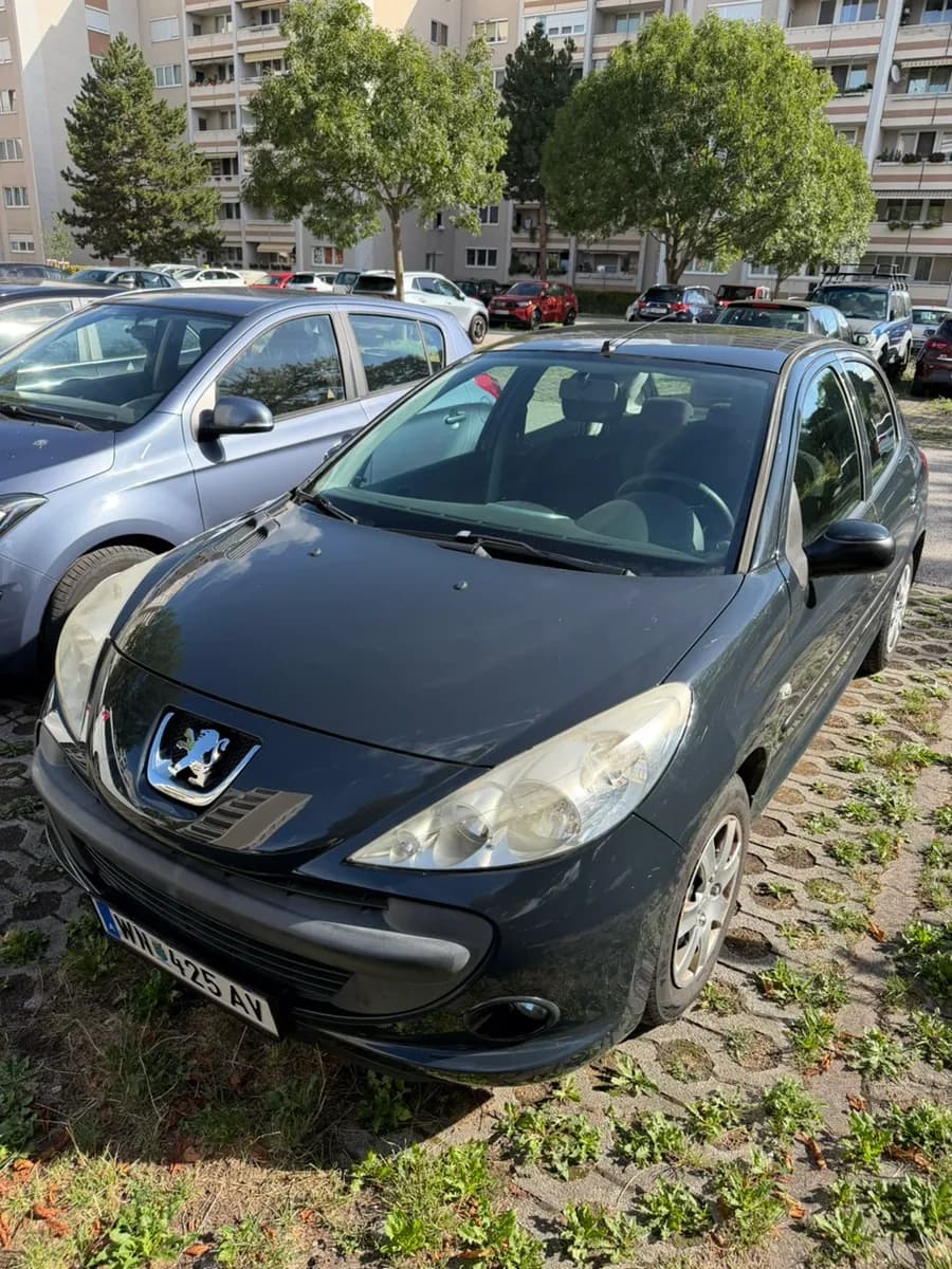 Peugeot 206 2010 – € 1.500, 119 000 km – Bild 1 von 3