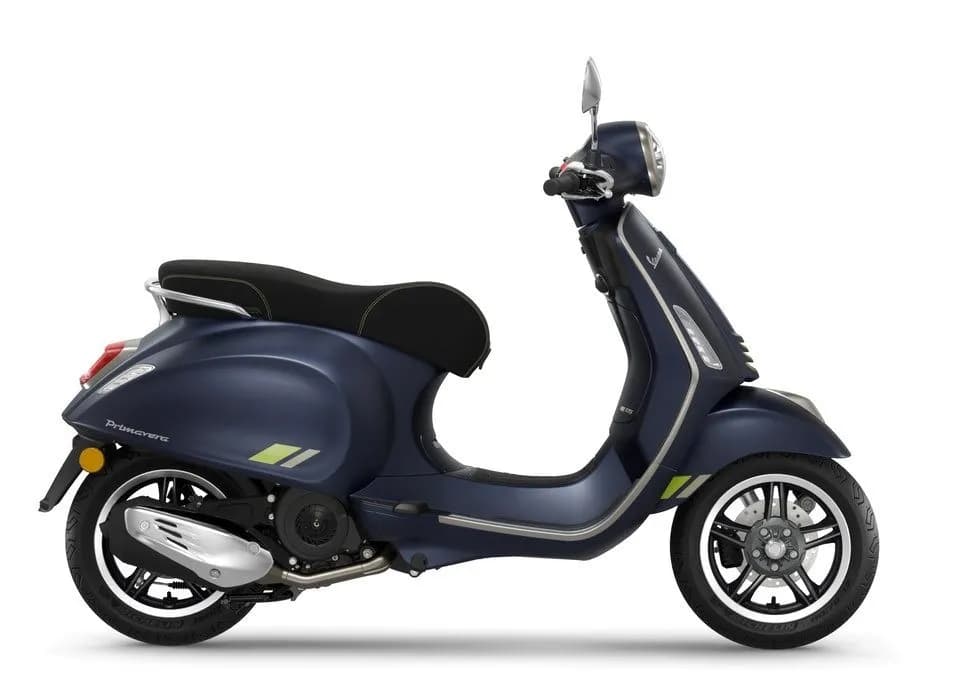 Vespa 125 – € 5.399, 0 km – Bild 1 von 2