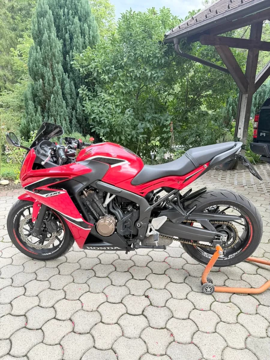 Honda CBR
