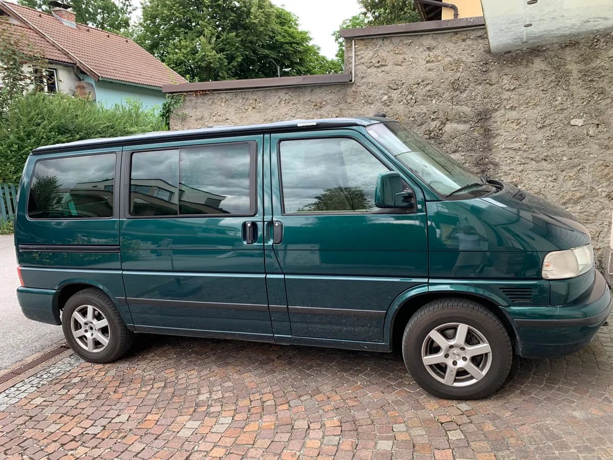 VW Caravelle