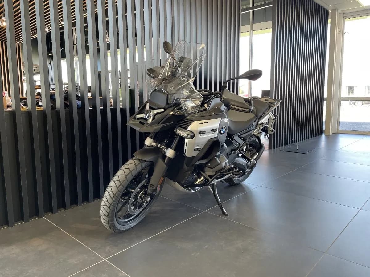 BMW R 1300 GS – € 29.990, 0 km – Bild 1 von 3